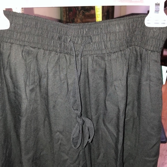 Maurices size X-Small black cropped wide leg high slit pants 100% cotton NWT - Picture 6 of 16